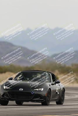 media/Jan-03-2026-SCCA SD (Sat) [[c9b9d14034]]/2-Intermediate Group/Session 2 Turn 5/